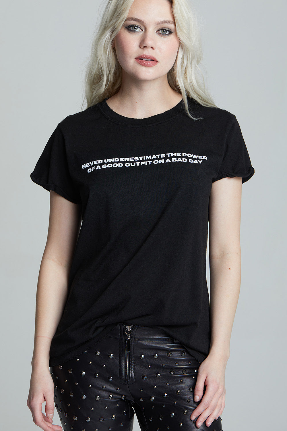 Women's Good Outfit Bad Day T-shirt in Black