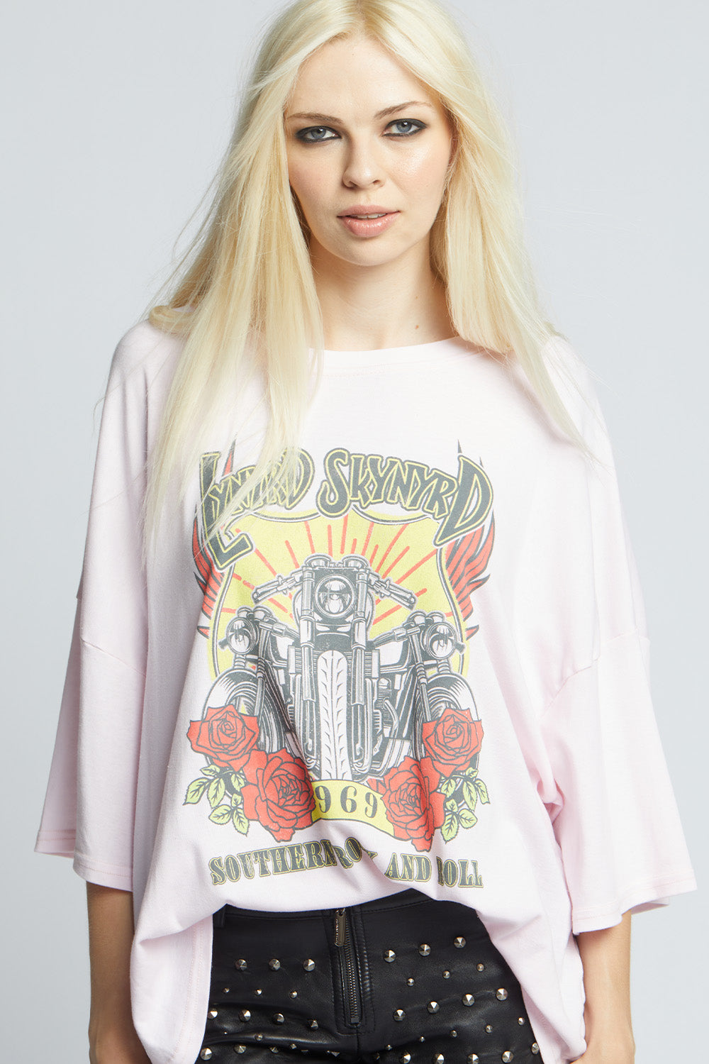 Lynyrd Skynyrd Southern Rock And Roll One Size Tee