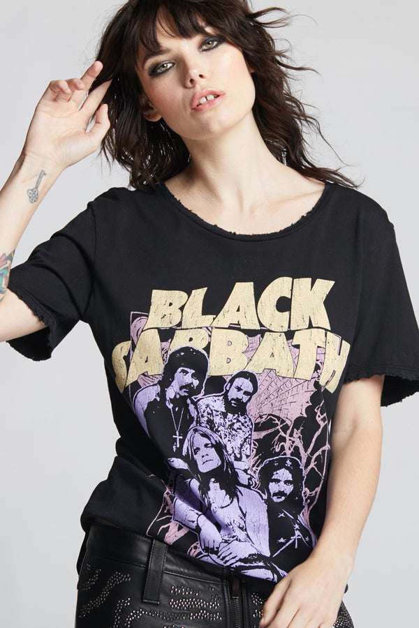 T shirt black sabbath hot sale