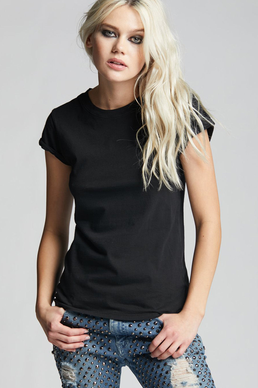 Black Fitted Tee
