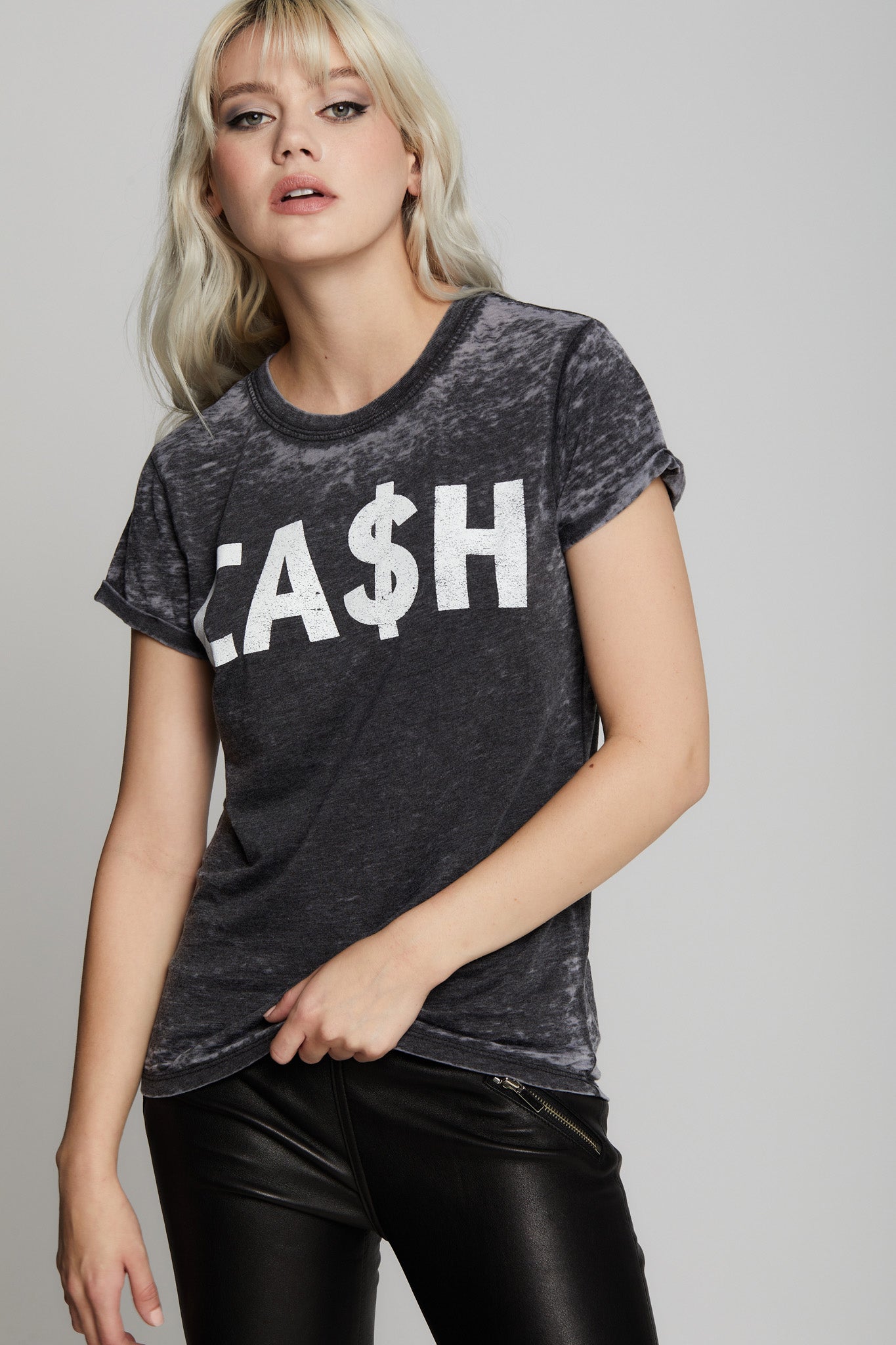 Cash Fitted Tee